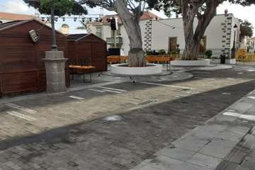  Limpieza retira decenas de toneladas de residuos de la Noche de San Juan en Telde/TA.